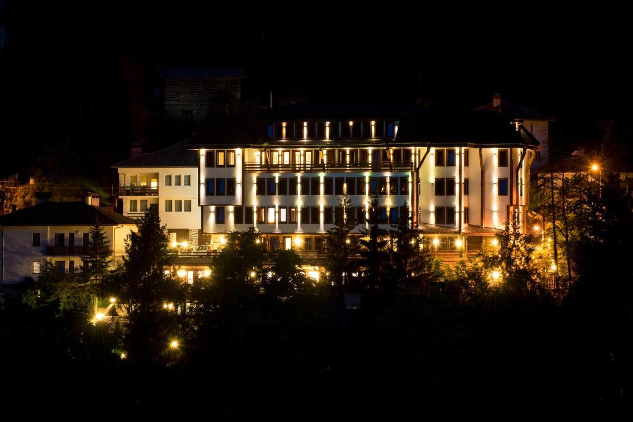 Shiroka Laka Hotel Exterior photo