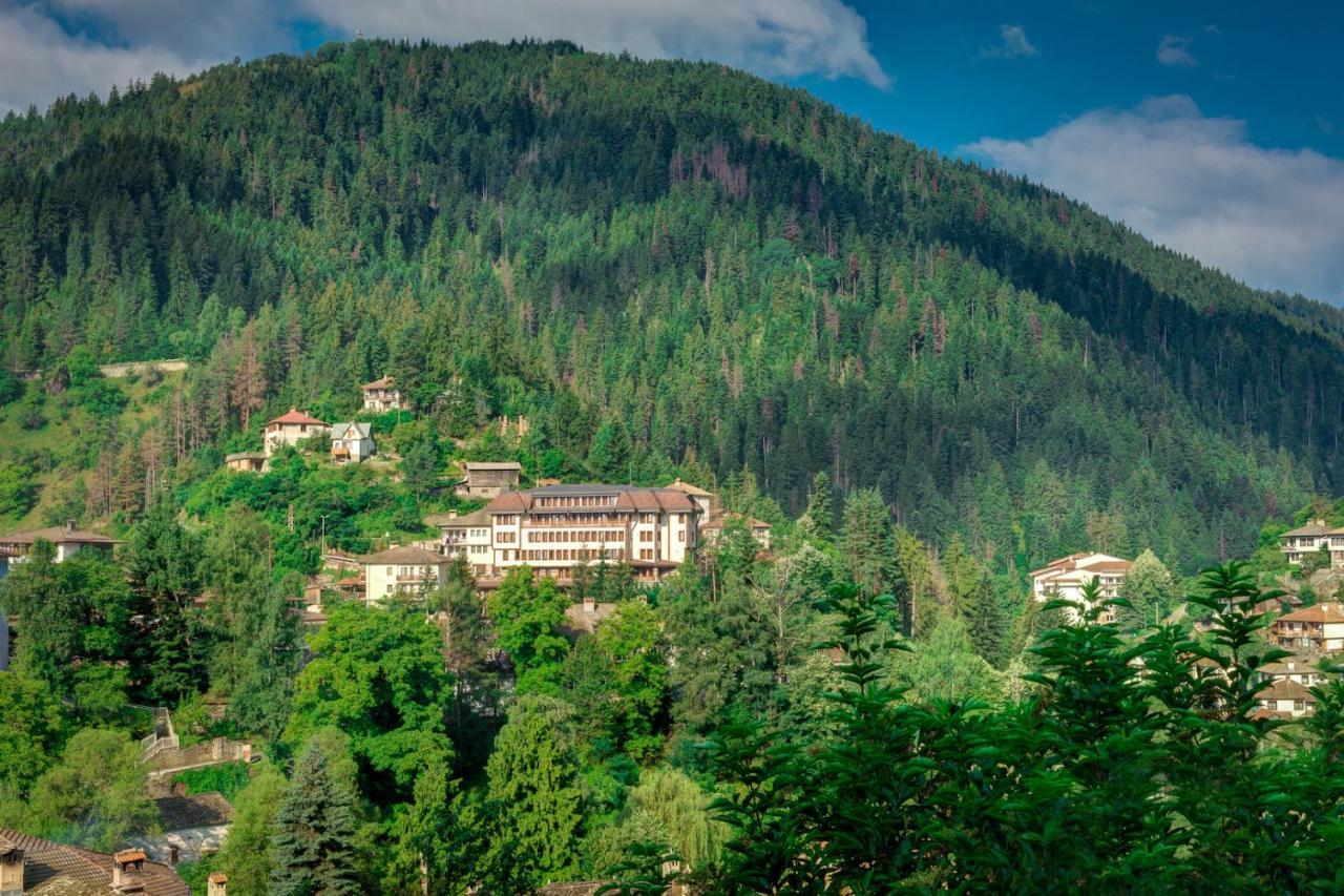 Shiroka Laka Hotel Exterior photo