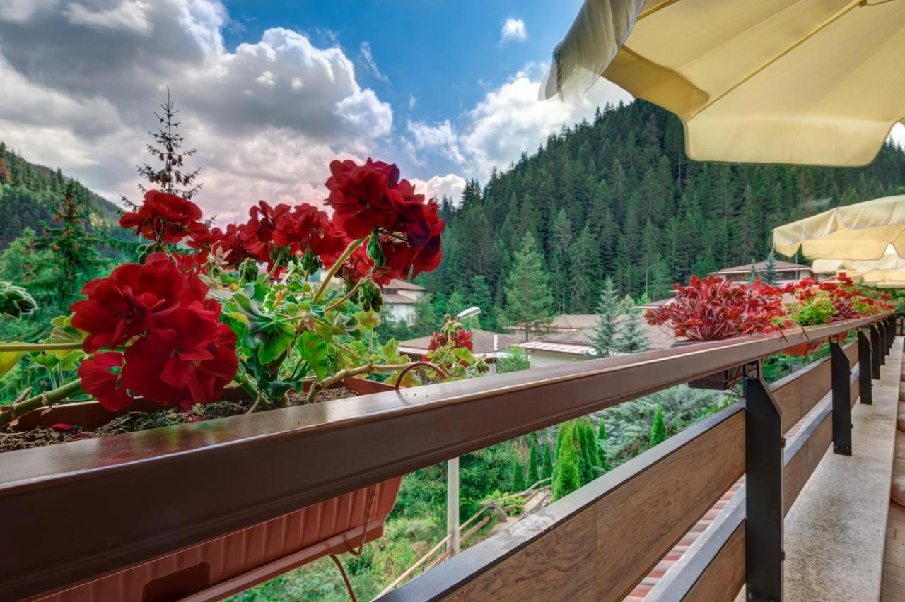 Shiroka Laka Hotel Exterior photo
